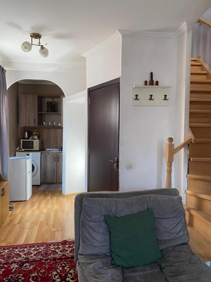 Cozy Home Tbilisi Eksteriør bilde
